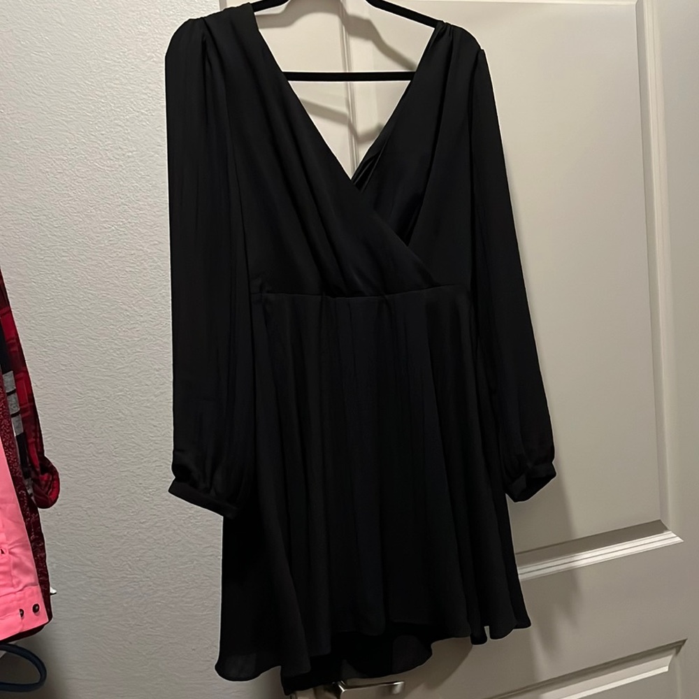 LARGE BLACK COCKTAIL DRESS